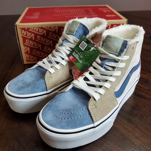 Vans Sk8-Hi Tapered PLATFORM Pig Suede Sherpa Women Size 7, Men Size 5.5 - Picture 3 of 11